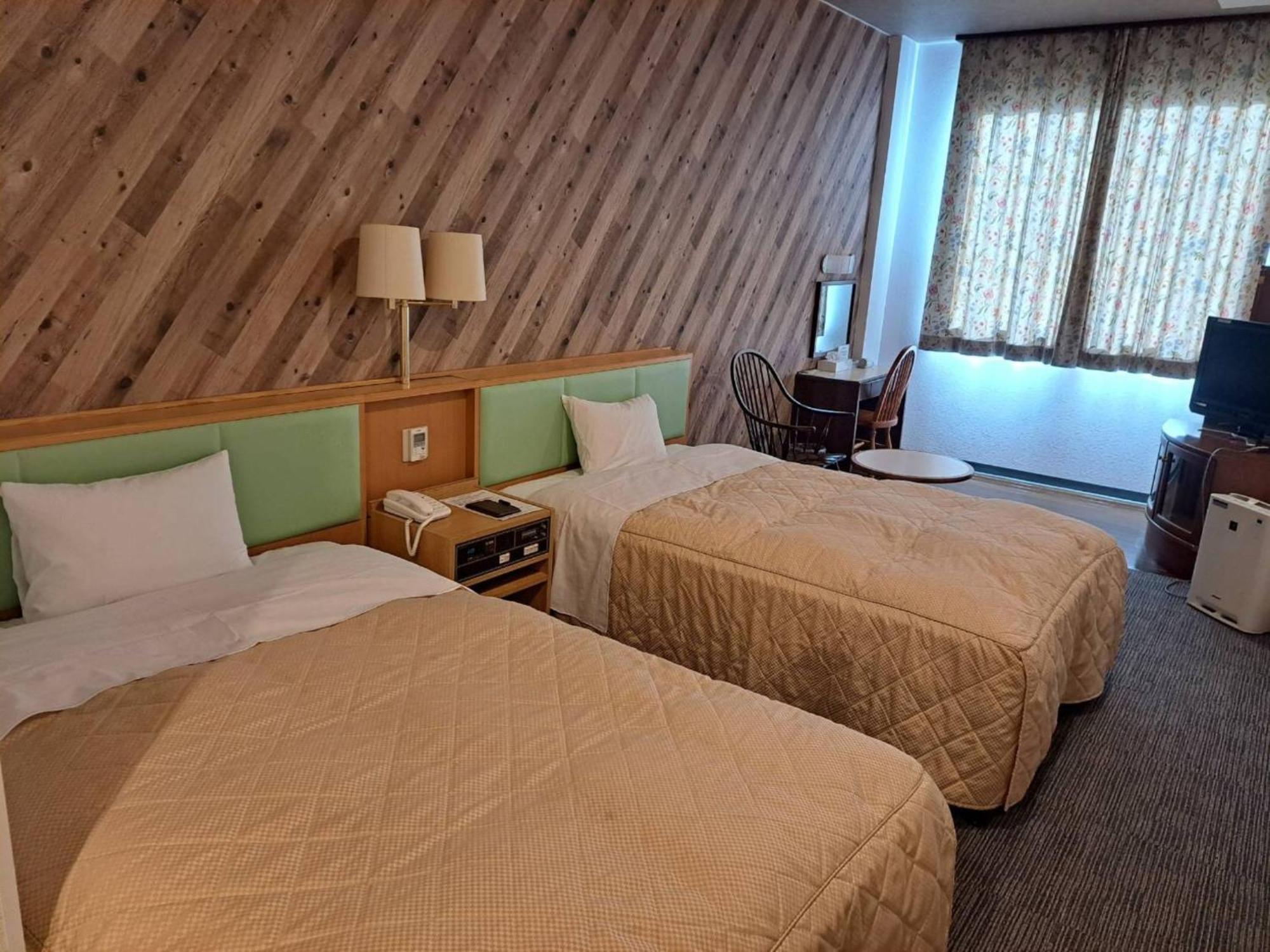 Business Hotel Kawakami Kumano Ngoại thất bức ảnh